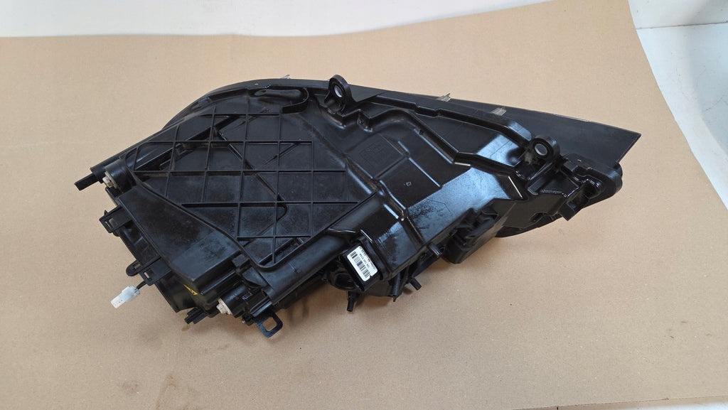 Frontscheinwerfer VW Touareg 7P1941032 1EL01193702 Xenon Rechts Headlight