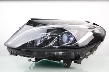 Laden Sie das Bild in den Galerie-Viewer, Frontscheinwerfer Mercedes-Benz W205 A2059069304 LED Rechts oder Links SCH8822294724kx