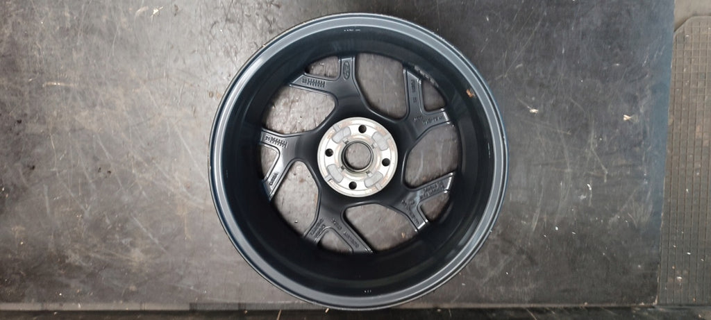 1x Alufelge 17 Zoll 7.5" 4x108 Glanz K1BJ-B1A Ford Fiesta Rim Wheel FEL9848122477jh
