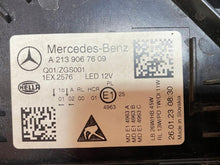 Laden Sie das Bild in den Galerie-Viewer, Frontscheinwerfer Mercedes-Benz W213 A2139067609 Full LED Rechts Headlight SCH6980198923no