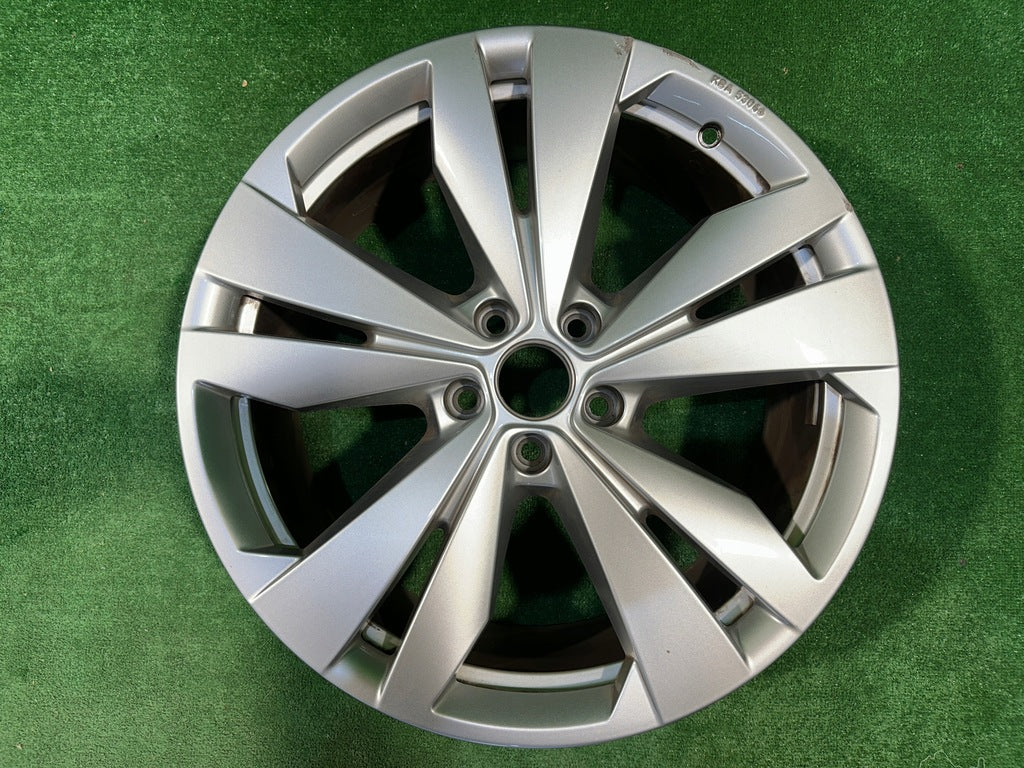 1x Alufelge 19 Zoll 8.0" 5x112 45ET 11A071499 VW Id.4 Rim Wheel FEL6455686521hl