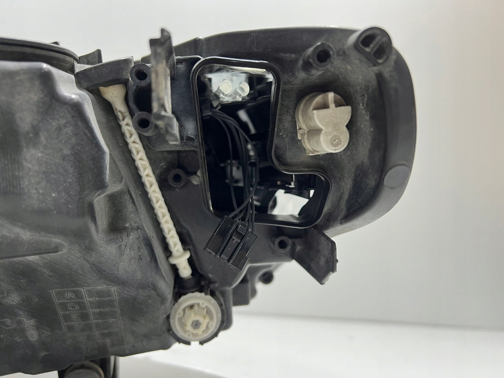 Frontscheinwerfer BMW F30 9883508-01 LED Rechts Scheinwerfer Headlight SCH5527415902xe