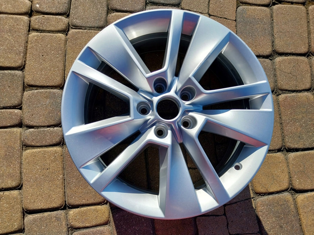 1x Alufelge 17 Zoll 7.0" 5x112 45ET Graphit Skoda Karoq Rim Wheel FEL7167926557rt