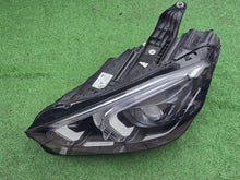 Laden Sie das Bild in den Galerie-Viewer, Frontscheinwerfer Mercedes-Benz Gle A1679064308 Links Scheinwerfer Headlight SCH1996359348xq