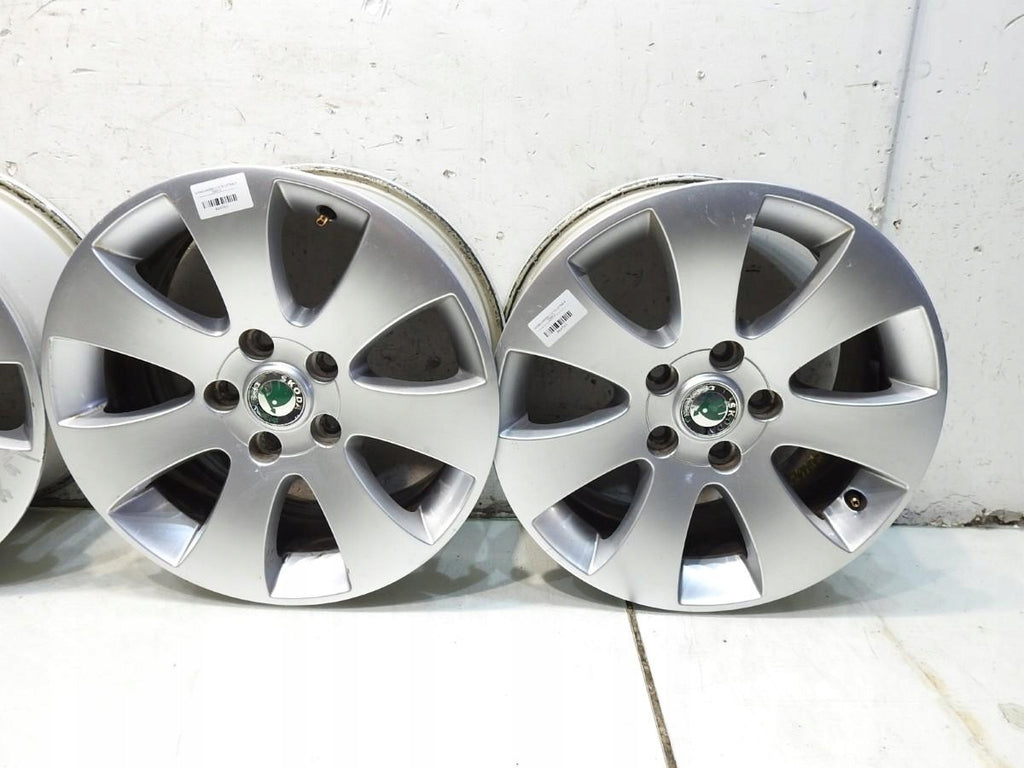 4x Alufelge 16 Zoll 7.0" 5x112 45ET Glanz Silber 3T0601025 Skoda Superb Ii FEL7967440793fc