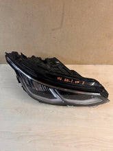 Load image into Gallery viewer, Frontscheinwerfer VW Golf VIII 5H1941006C Rechts Scheinwerfer Headlight SCH4815778452ql