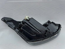 Load image into Gallery viewer, Frontscheinwerfer Hyundai I10 92101-B9000 Ein Stück (Rechts oder Links)