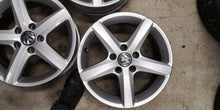 Laden Sie das Bild in den Galerie-Viewer, 1x Alufelge 16 Zoll 6.5" 5x112 42ET 3AA071496 VW Passat Rim Wheel FEL2470833758eu