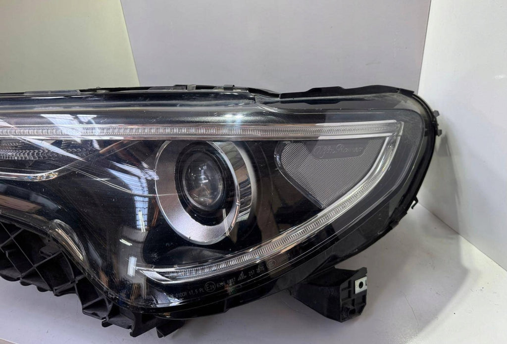 Frontscheinwerfer Alfa Romeo Stelvio 50552987 24D17C0410E10 Links Headlight SCH7457979375mj