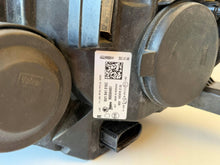 Laden Sie das Bild in den Galerie-Viewer, Frontscheinwerfer Skoda Fabia III 6V1941016 Xenon Rechts Scheinwerfer Headlight SCH3915629649kn