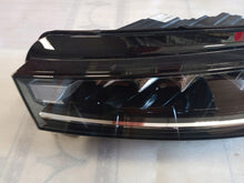 Laden Sie das Bild in den Galerie-Viewer, Frontscheinwerfer Skoda Octavia 5E4941015 LED Links Scheinwerfer Headlight SCH1712238417fc