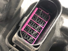Laden Sie das Bild in den Galerie-Viewer, Frontscheinwerfer Ford Kuga I 8V41-13W029-AF Ein Stück (Rechts oder Links) SCH3129698979tv