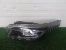 Laden Sie das Bild in den Galerie-Viewer, Frontscheinwerfer Kia Xceed 92101J7300 Links Scheinwerfer Headlight SCH6212012418hp