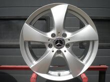 Load image into Gallery viewer, 4x Alufelge 17 Zoll 7.5" 5x112 45ET Glanz Silber 75745112566 Mercedes-Benz W205 FEL1746901339fj