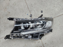 Load image into Gallery viewer, Frontscheinwerfer Toyota Land Cruiser Full LED Links Scheinwerfer Headlight SCH1632724861zz