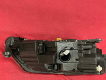 Load image into Gallery viewer, Frontscheinwerfer Skoda Superb III 3V1941015B Xenon Links Scheinwerfer Headlight SCH6309218681bm