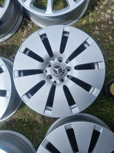 Laden Sie das Bild in den Galerie-Viewer, 4x Alufelge 17 Zoll 7.0" 5x112 48 5ET A2054012100 Mercedes-Benz W205 Rim Wheel FEL7733328462mr