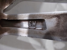 Load image into Gallery viewer, 1x Alufelge 19 Zoll 7.5" 5x105 38ET Glanz Silber 95016099 Opel Mokka Rim Wheel FEL3073033718ae