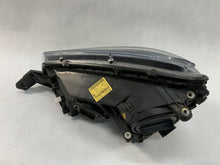 Laden Sie das Bild in den Galerie-Viewer, Frontscheinwerfer Skoda Yeti 5L1941016C Rechts Scheinwerfer Headlight SCH9814119937dr