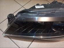 Laden Sie das Bild in den Galerie-Viewer, Frontscheinwerfer Skoda Superb III 3V1941015A Links Scheinwerfer Headlight