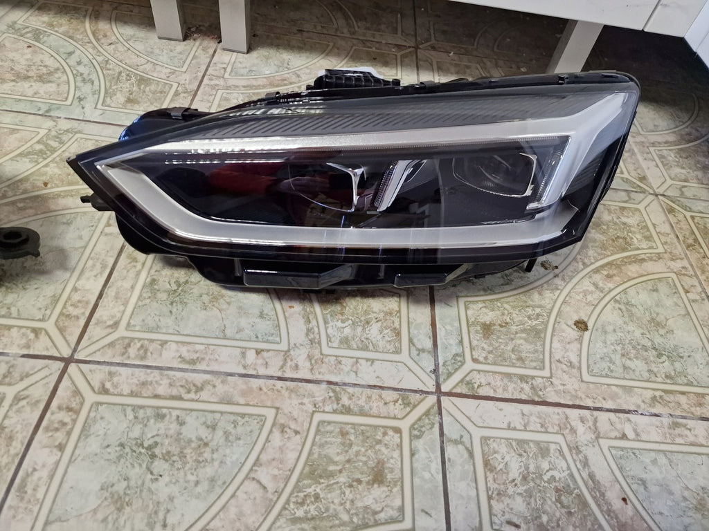 Frontscheinwerfer Audi A5 8W6941033D Full LED Ein Stück (Rechts oder Links)