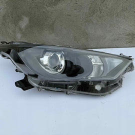 Frontscheinwerfer Toyota Yaris 81130-K0060 Rechts Scheinwerfer Headlight SCH3808995033ir