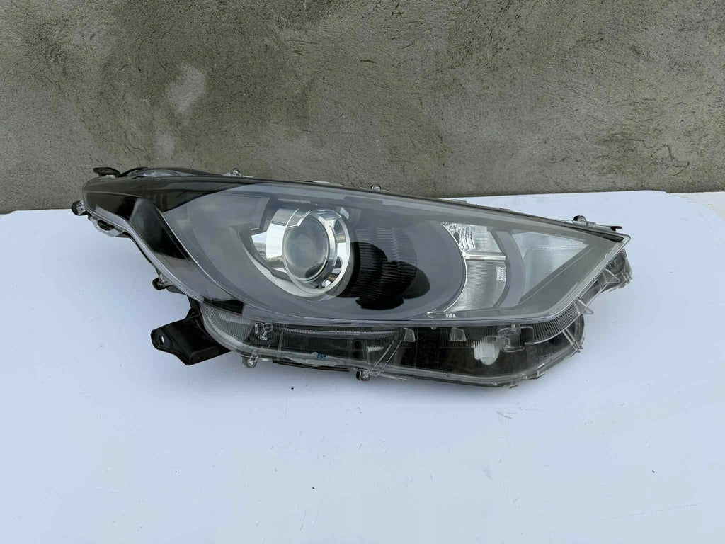 Frontscheinwerfer Toyota Yaris 81130-K0060 Rechts Scheinwerfer Headlight SCH3808995033ir