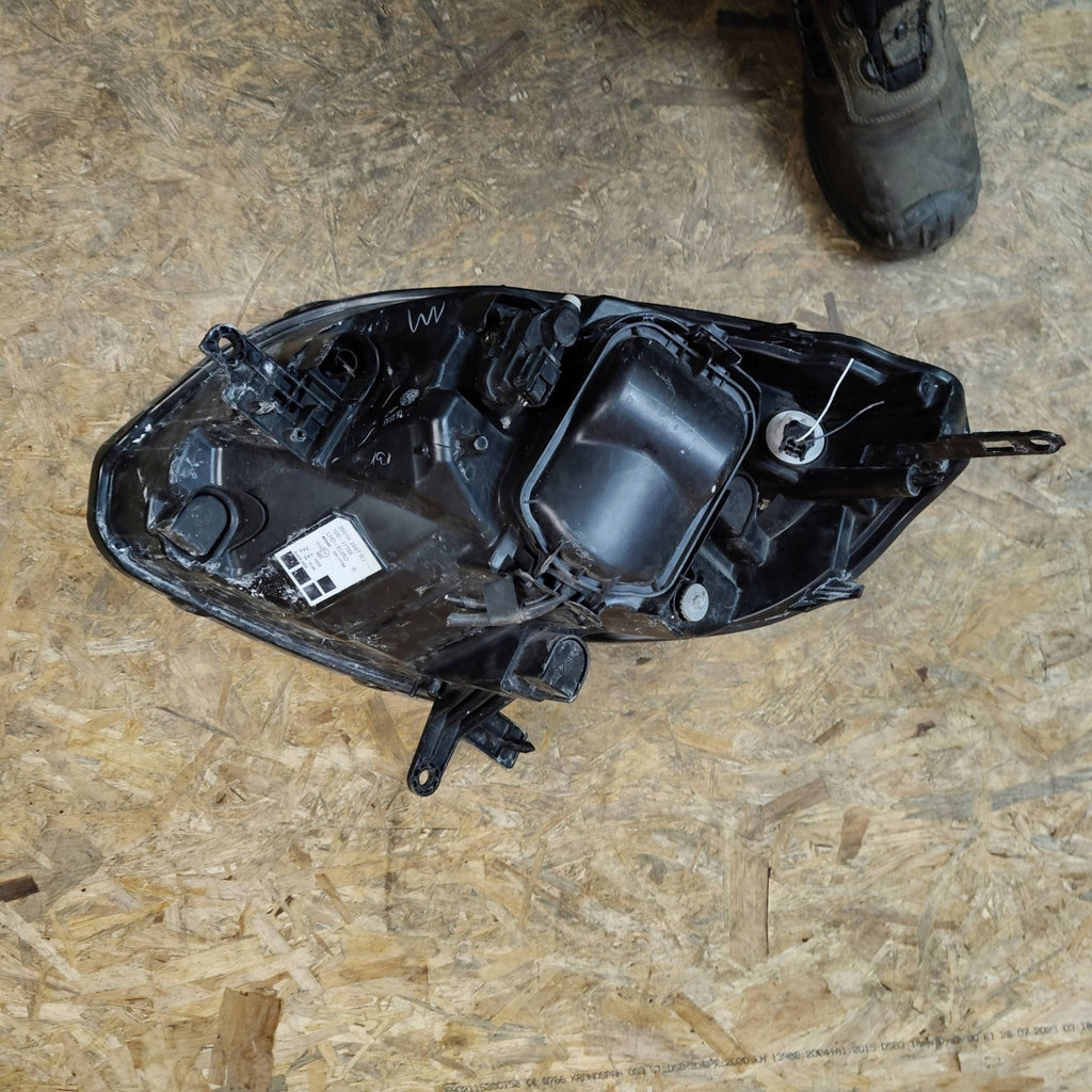 Frontscheinwerfer Renault Kangoo 260102647R 10017766 Rechts Headlight SCH8475401425mg