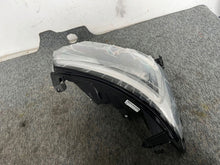Laden Sie das Bild in den Galerie-Viewer, Frontscheinwerfer Opel Movano B Master III 260105567 Rechts Headlight SCH7206998772em