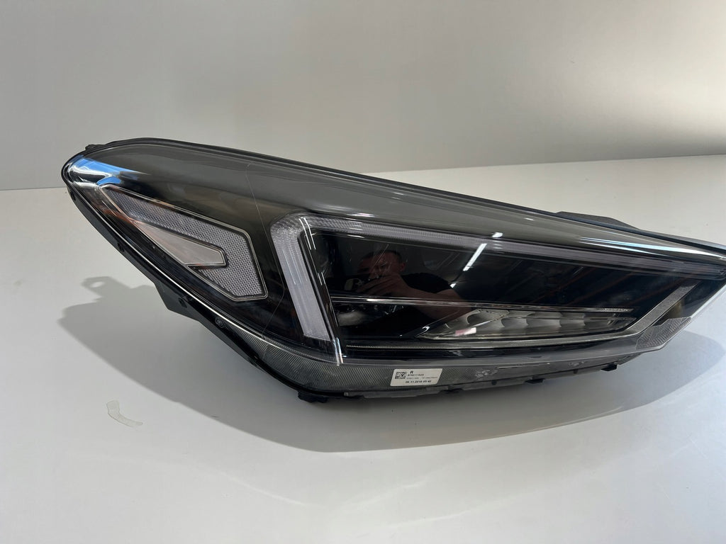 Frontscheinwerfer Hyundai Tucson 92102D7700 Rechts Scheinwerfer Headlight