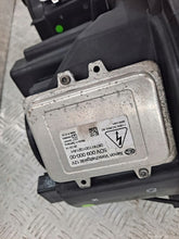 Laden Sie das Bild in den Galerie-Viewer, Frontscheinwerfer Mercedes-Benz W463 Ein Satz Scheinwerfer Headlight SCH7665756175ce