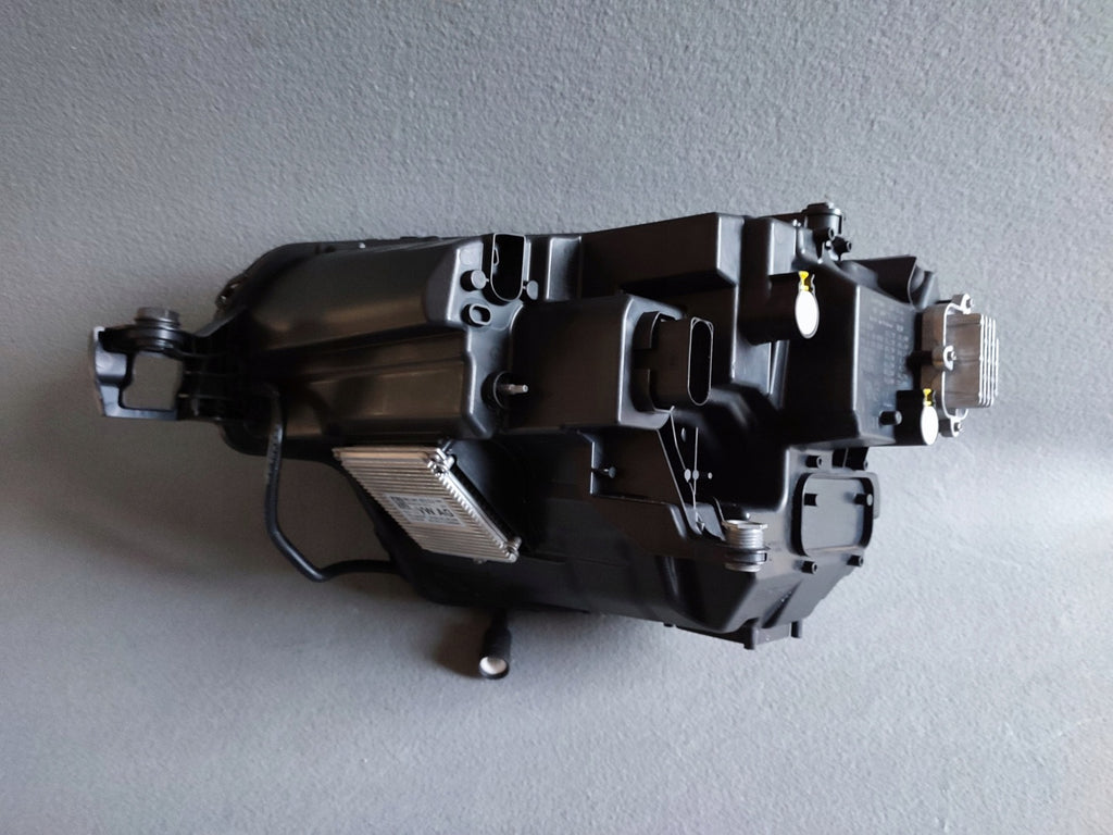 Frontscheinwerfer Skoda Karoq 57B941036B Rechts Scheinwerfer Headlight SCH9369475683bi