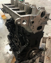 Laden Sie das Bild in den Galerie-Viewer, Motor Audi A4 BSS 2.0 TDI 140PS 103kW Diesel Engine Unkomplett MOT5323701574lw