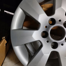 Load image into Gallery viewer, 1x Alufelge 16 Zoll 7.0&quot; 5x120 47ET Silber 6766734 BMW E46 Rim Wheel