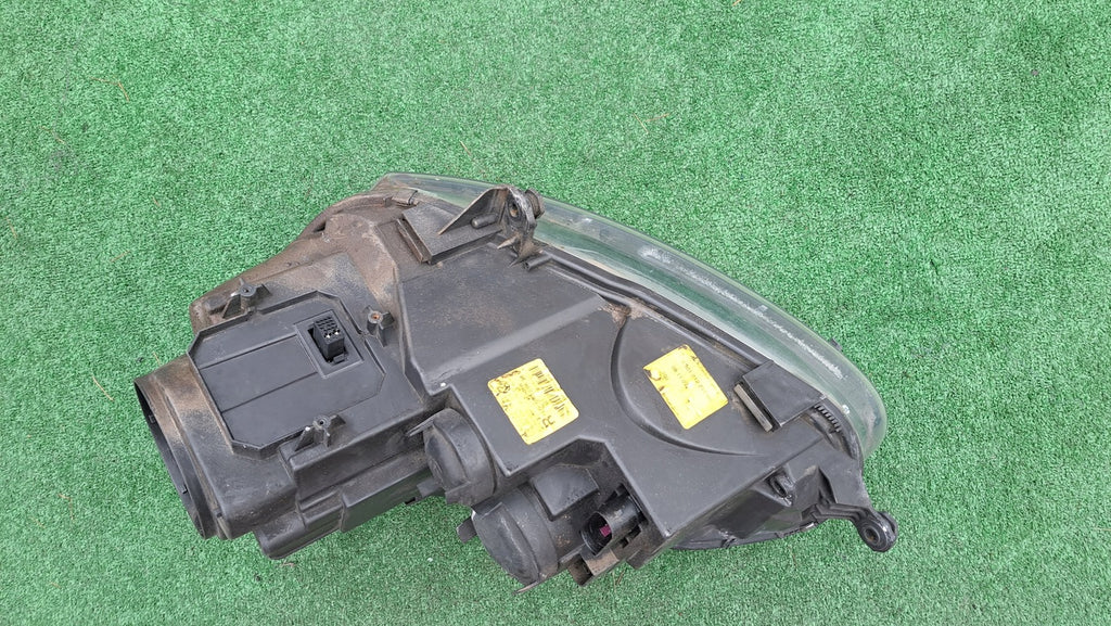 Frontscheinwerfer VW Golf V 1K6941040 Bi-Xenon Rechts Scheinwerfer Headlight SCH2438307793an