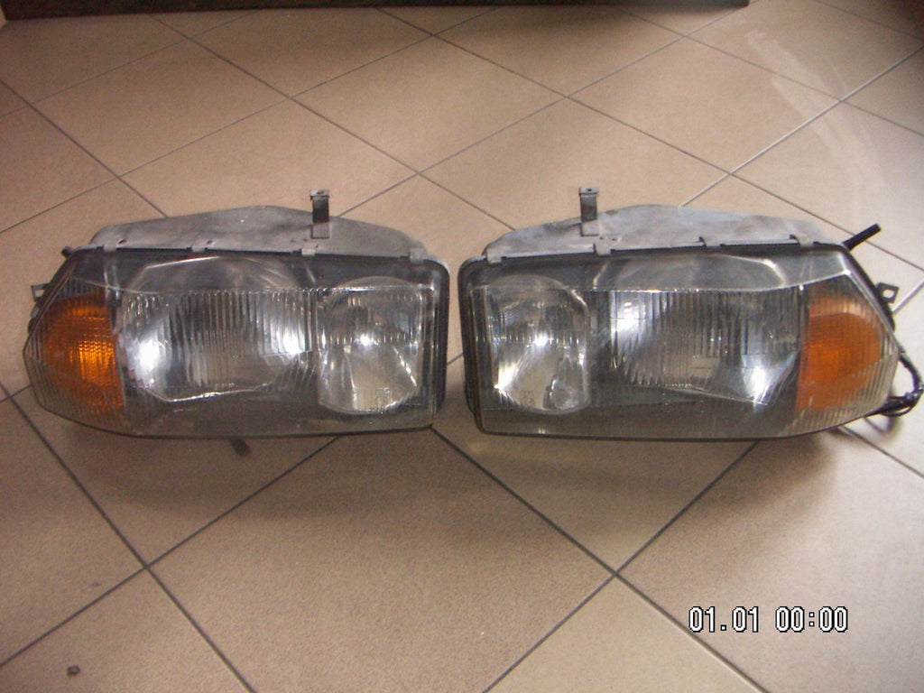 Frontscheinwerfer Audi Ro 80 Ein Satz Scheinwerfer Headlight SCH3987183533th