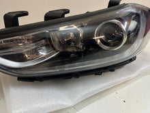 Laden Sie das Bild in den Galerie-Viewer, Frontscheinwerfer Hyundai Elantra 92101F2 Links Scheinwerfer Headlight