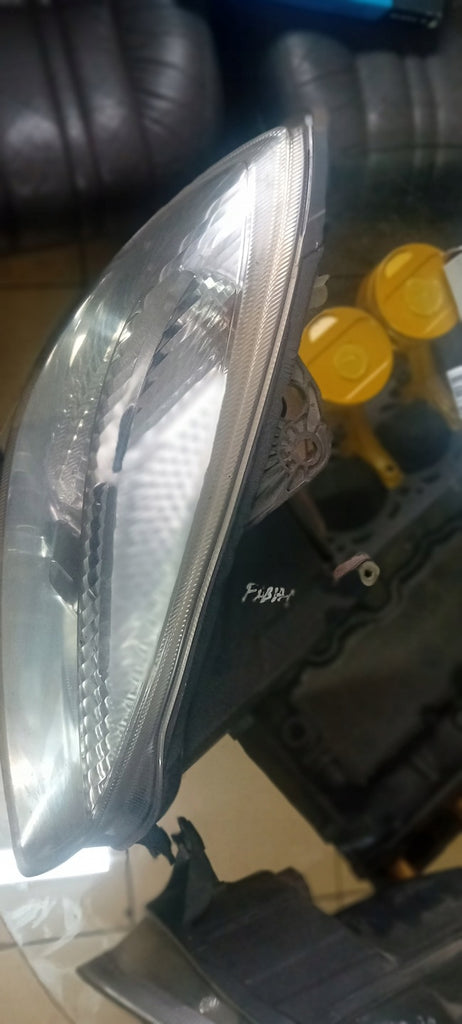 Frontscheinwerfer Skoda Fabia II Roomster Ein Satz Scheinwerfer Headlight