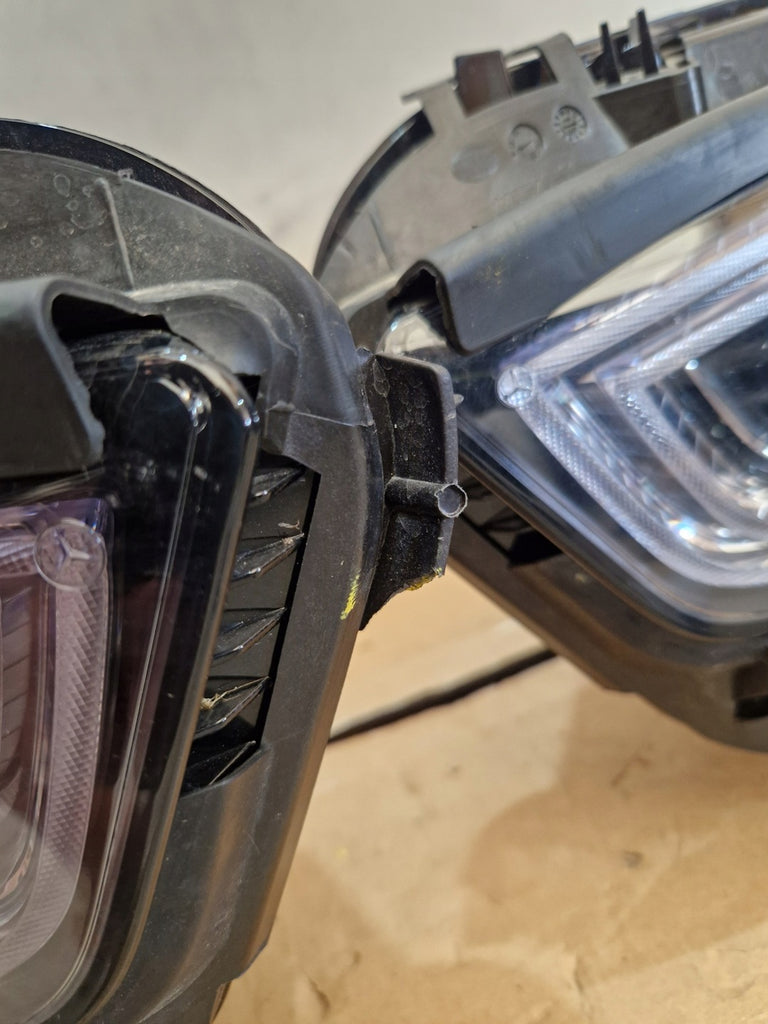 Frontscheinwerfer Mercedes-Benz Cla A1189061301 A1189061401 Full LED Ein Satz SCH4135434488sg