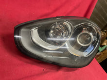 Laden Sie das Bild in den Galerie-Viewer, Frontscheinwerfer Porsche Cayenne 7P5941751F Links Scheinwerfer Headlight SCH8074591176vl