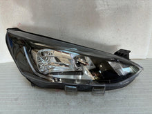 Laden Sie das Bild in den Galerie-Viewer, Frontscheinwerfer Ford Focus MX7B-13E014-CE Full LED Rechts Headlight SCH9740814138as