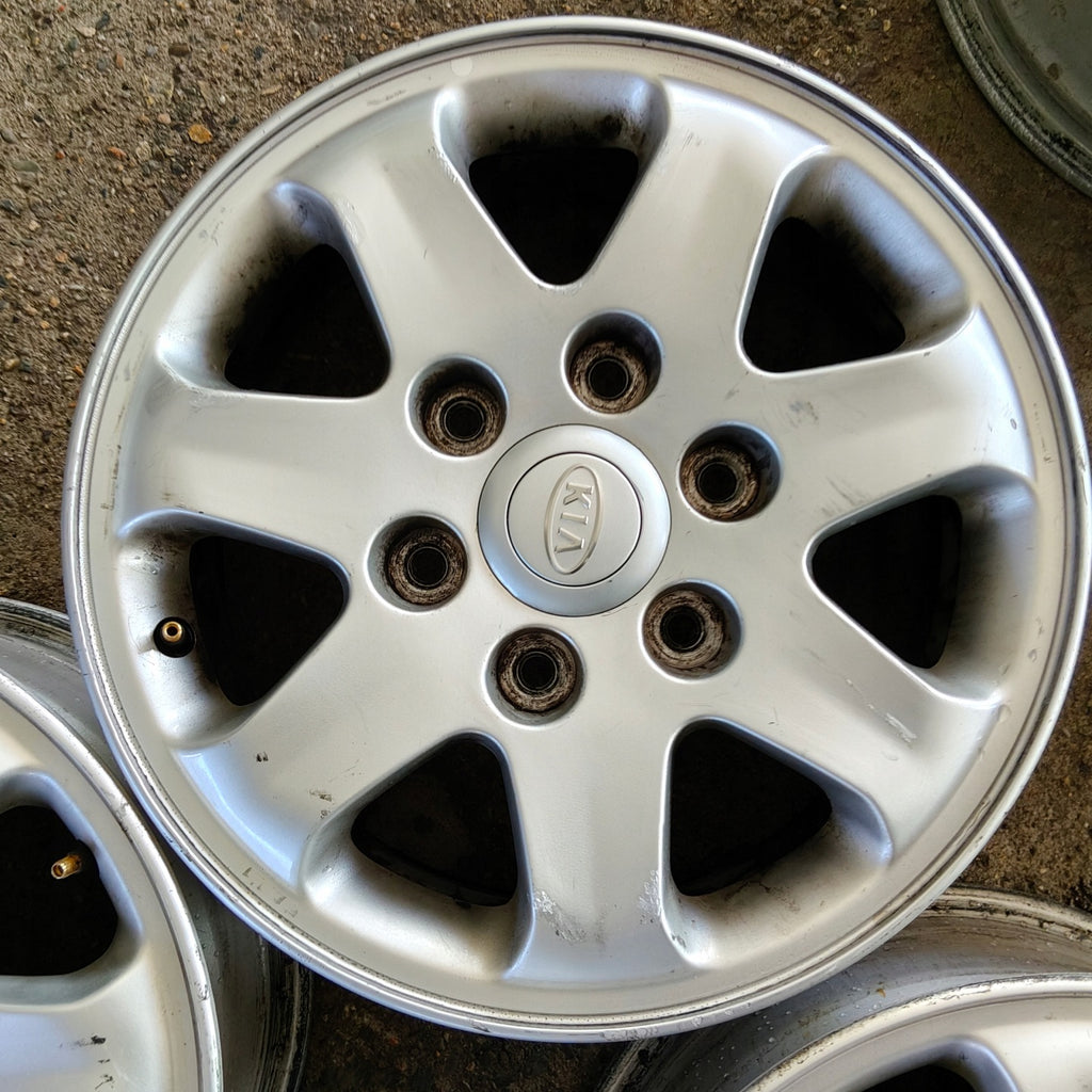 4x Alufelge 16 Zoll 6.5" 6x139.7 46ET Glanz Silber 52910-4D100 Hyundai I FEL9508058086cm
