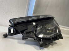 Laden Sie das Bild in den Galerie-Viewer, Frontscheinwerfer Skoda Kamiq 655941015C LED Ein Satz Scheinwerfer Headlight SCH4022496566dd