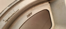 Laden Sie das Bild in den Galerie-Viewer, 1x Alufelge 14 Zoll 6.0&quot; 5x120 49ET Glanz Silber 90051665 Opel Ascona Rim Wheel