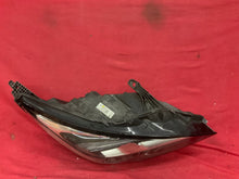 Load image into Gallery viewer, Frontscheinwerfer Opel Astra 39023763 LED Rechts Scheinwerfer Headlight SCH6486961030za