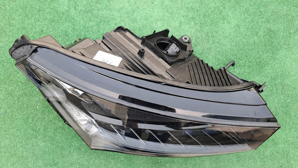 Frontscheinwerfer Skoda Enyaq 5LB941016G Rechts Scheinwerfer Headlight