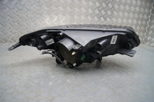 Laden Sie das Bild in den Galerie-Viewer, Frontscheinwerfer Ford Ecosport CN1513W030BH Ein Satz Scheinwerfer Headlight SCH9922125979qy