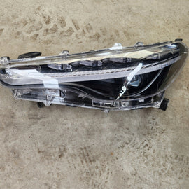 Frontscheinwerfer Toyota Corolla Links Scheinwerfer Headlight SCH5194507458rl