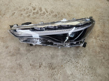 Laden Sie das Bild in den Galerie-Viewer, Frontscheinwerfer Toyota Corolla Links Scheinwerfer Headlight SCH5194507458rl