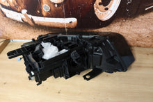 Laden Sie das Bild in den Galerie-Viewer, Frontscheinwerfer Audi Q3 8U0941774 LED Rechts Scheinwerfer Headlight
